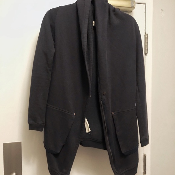 Aritzia Sweaters - Aritzia (Wilfred) cardigan